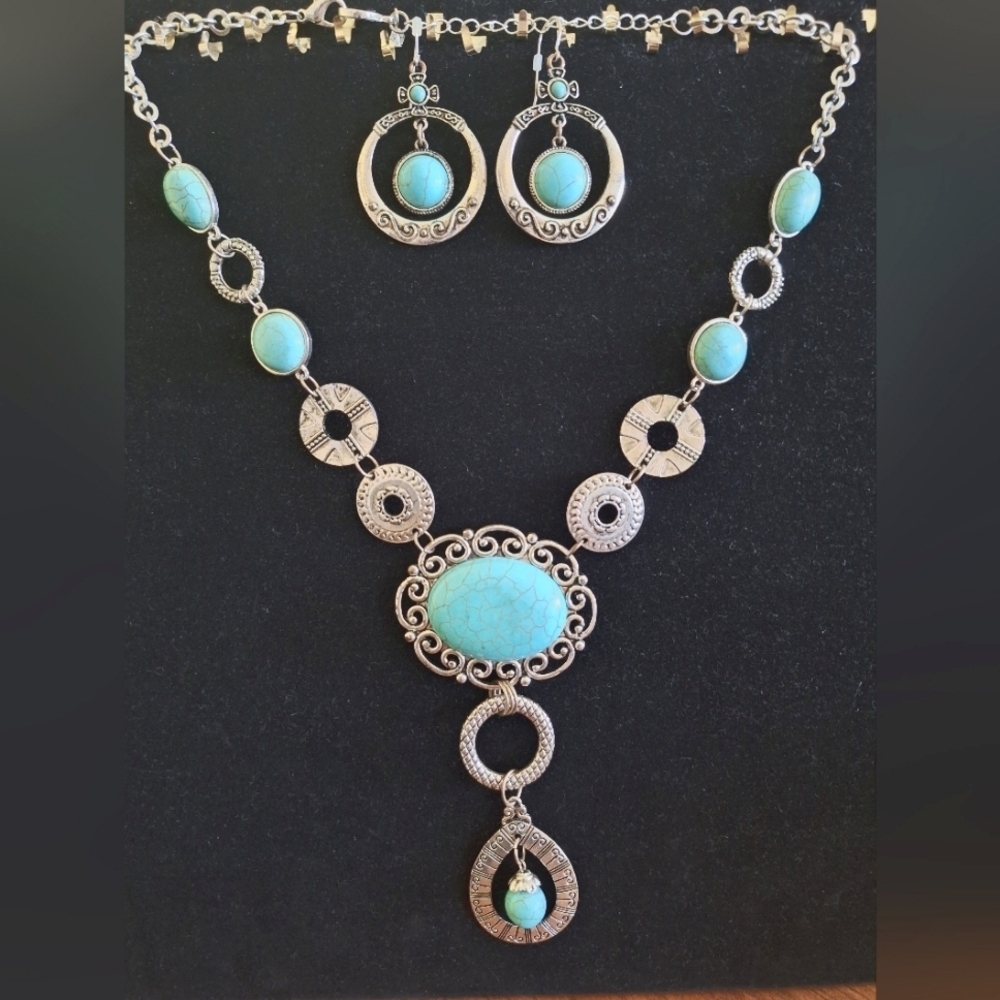 ERICA LYONS Faux Turquoise Set